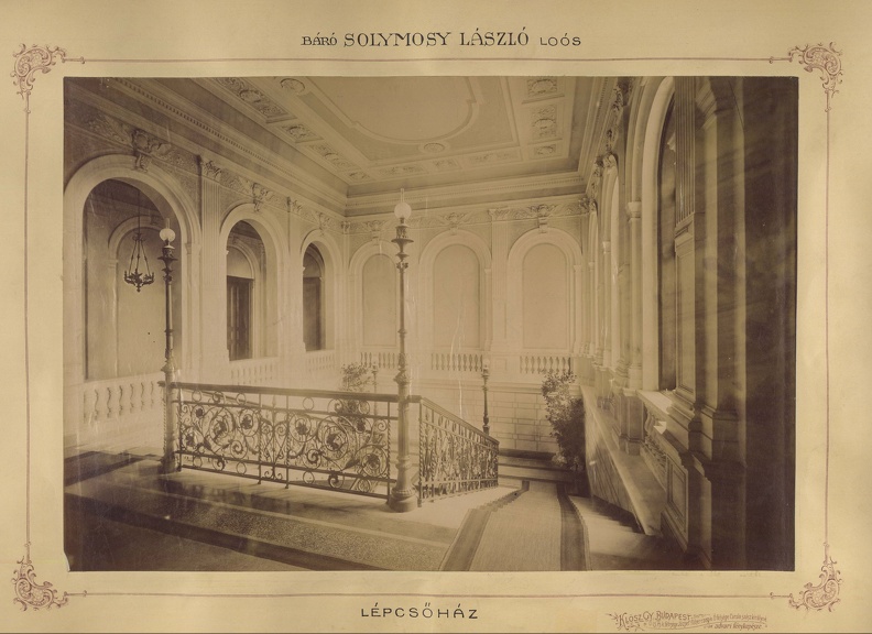 "A nagylózsi Solymosy-kastély lépcsőháza. A felvétel 1895-1899 között készült." A kép forrását kérjük így adja meg: Fortepan / Budapest Főváros Levéltára. Levéltári jelzet: HU.BFL.XV.19.d.1.11.178