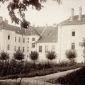 Császári és Királyi Katonai Főreáliskola (ma Martin Kaszárnya) melléképülete.