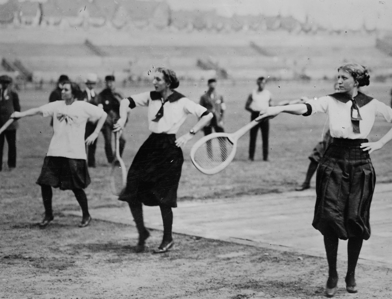 Letná mező, VI. Sokol fesztivál, Chicagoi lányok tornabemutatója