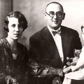 Nagy Imre későbbi miniszterelnök feleségével és kislányuk Erzsébet.