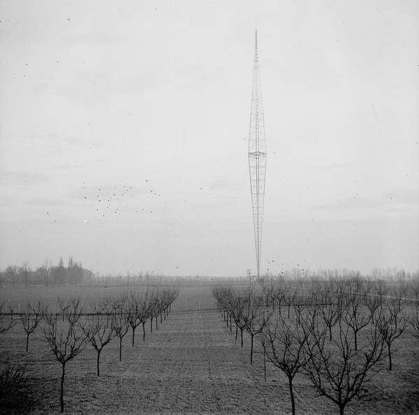 antennatorony, 1933-ban Magyarország legmagasabb építménye.