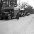 a honvédség szállító konvoja a Budafoki út 64. előtt.
