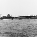 Margit híd, Parlament.