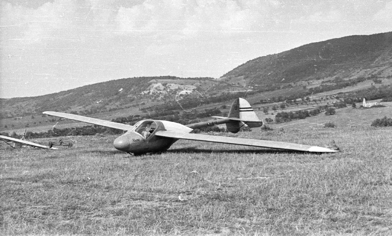 Rubik R-15 Koma vitorlázó repülőgép.