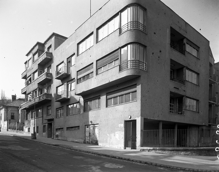 Szamos utca 5. (Maros utca sarok).