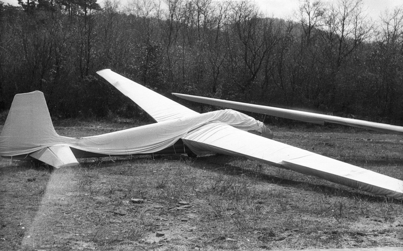 SZD-22C Mucha vitorlázó repülőgép.