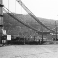 Március 15. tér, az épülő Erzsébet híd a Gellért-hegy felé nézve.