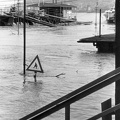 Bem rakparti hajókikötő az 1965-ös árvízkor, háttérben a Gellérthegy.