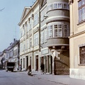Széchenyi tér, Vastuskós ház.