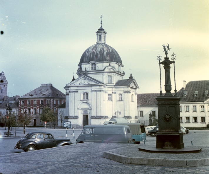 Újvárosi Piactér (Rynek Nowego Miasta), Szent Kázmér templom.