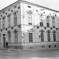 Ferencesek utcája (Sallai utca) 31. sz. ház, jobbra a Várady Antal utca torkolata.