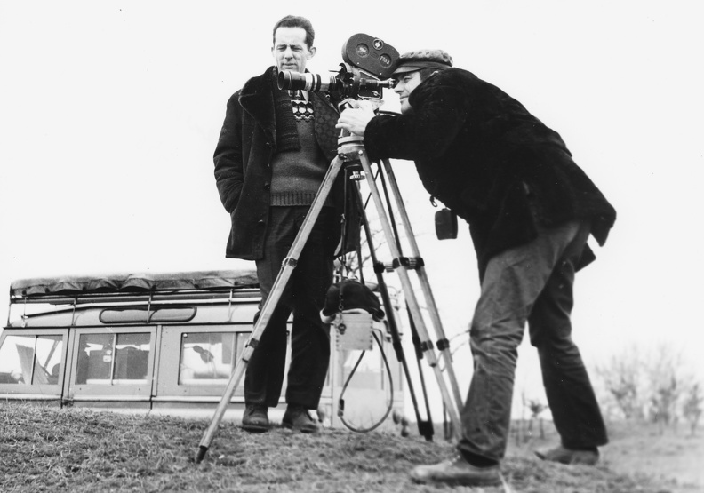 Schiffer Pál rendező és Andor Tamás operatőr. A kép az Ellenérvek c. film forgatásakor készült.