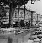 Tisza part a Tisza Lajos körút torkolatánál. 1970. tavaszi árvíz.