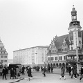 Markt, jobbra a Régi Városháza.
