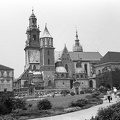 Királyi Palota (Wawel), középen a Szent Szaniszló és Szent Vencel székesegyház.