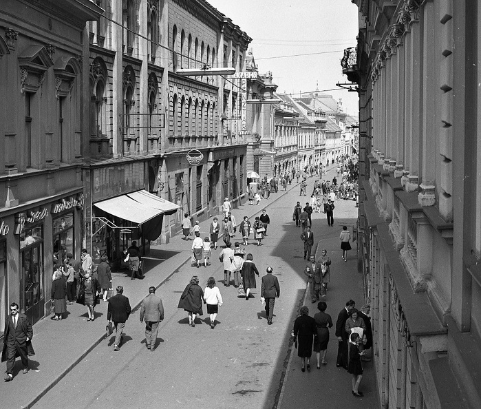Király (Kossuth Lajos) utca.